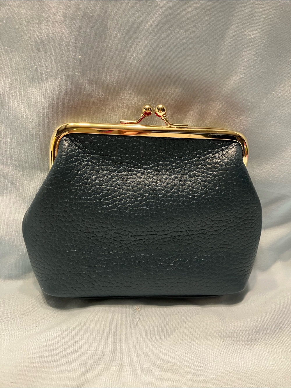 Dooney & Bourke Navy Pebbled Leather Kiss-Lock Coin Pouch with Gold Hardware - Picture 3 of 10